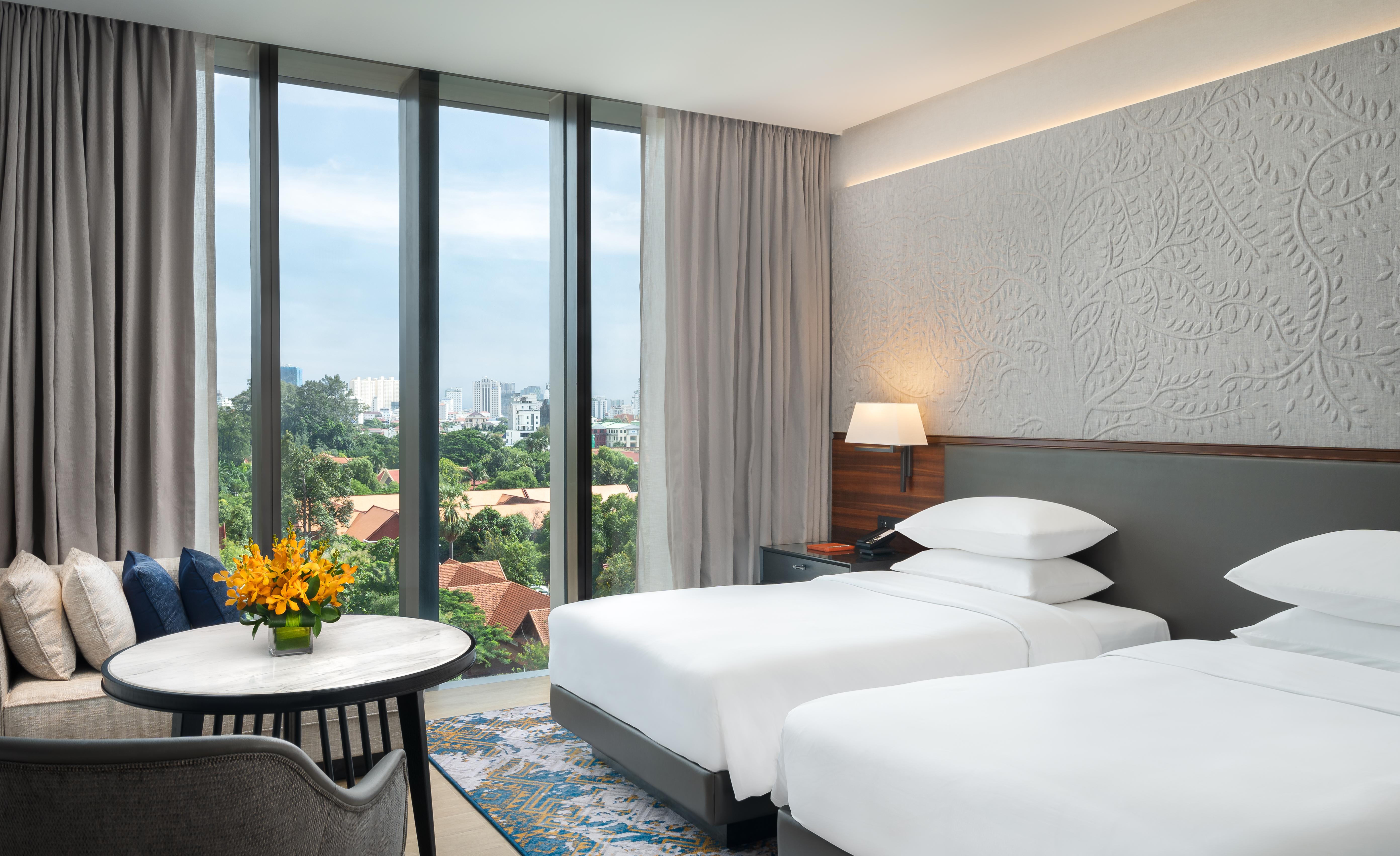 Hyatt Regency Phnom Penh Hotel Exterior foto
